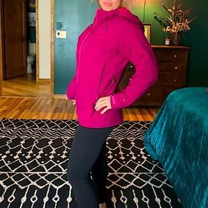 Berry colored Patagonia winter jacket NWOT